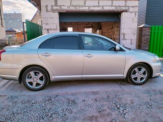 2007 Toyota Avensis II Рестайлинг, серебристый, 950000 рублей, вид 2