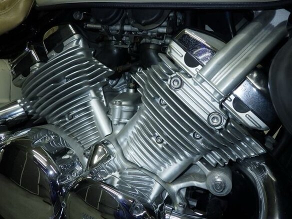 2001 Yamaha Venture Royal, белый, 375000 рублей - вид 6