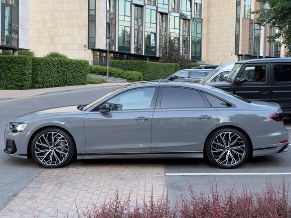 2025 Audi S8 IV (D5) Рестайлинг, серый - вид 5
