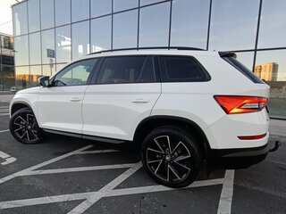 2019 Skoda Kodiaq I, белый, 2600000 рублей, вид 4