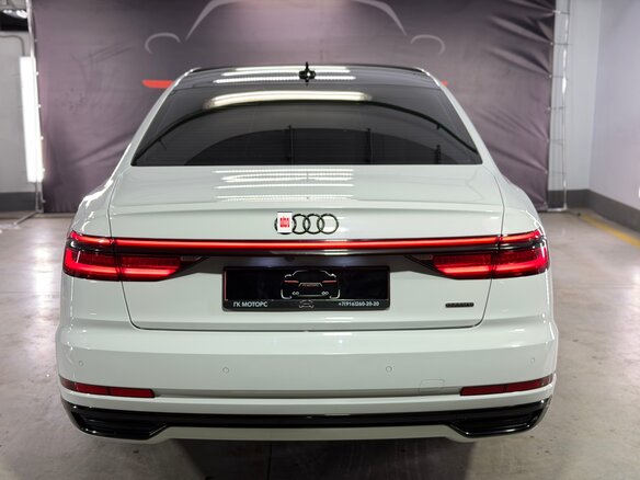 2019 Audi A8 Long 55 TFSI IV (D5), белый, 4790000 рублей - вид 15