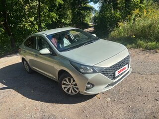 2020 Hyundai Solaris II Рестайлинг, бежевый, 999999 рублей, вид 1
