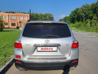 2011 Toyota Highlander II (XU40) Рестайлинг, серебристый, 1850000 рублей, вид 5