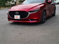 2019 Mazda 3 IV (BP), красный, 2000000 рублей - вид 3