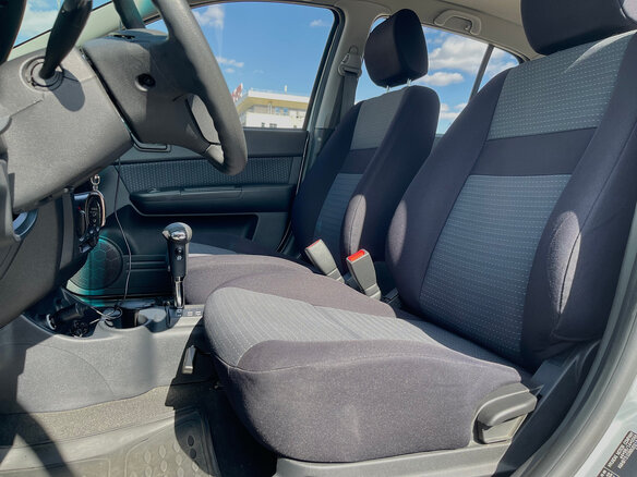 2010 Hyundai Getz I Рестайлинг, серебристый, 770000 рублей - вид 16