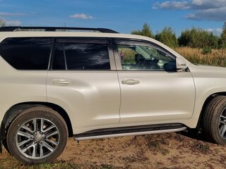2015 Toyota Land Cruiser Prado 150 Series Рестайлинг 1, белый, 3850000 рублей, вид 1