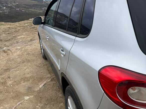 2009 Volkswagen Tiguan I, серебристый, 950000 рублей - вид 12
