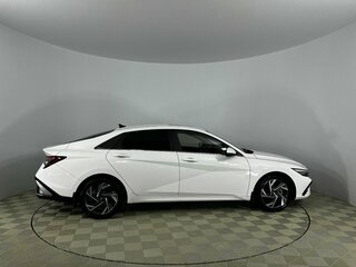 2023 Hyundai Elantra VII (CN7) Рестайлинг, белый, 2080000 рублей, вид 4