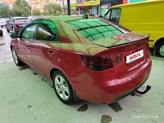 2010 Kia Cerato 4-speed II, красный, 600000 рублей, вид 5