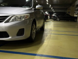 2013 Toyota Corolla X (E140, E150) Рестайлинг, серебристый, 1200000 рублей, вид 5