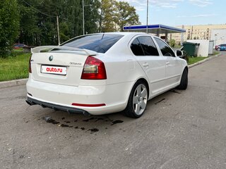 2012 Skoda Octavia RS II Рестайлинг, белый, 940000 рублей, вид 4