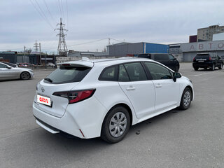 2022 Toyota Corolla XII (E210), белый, 1780000 рублей, вид 4