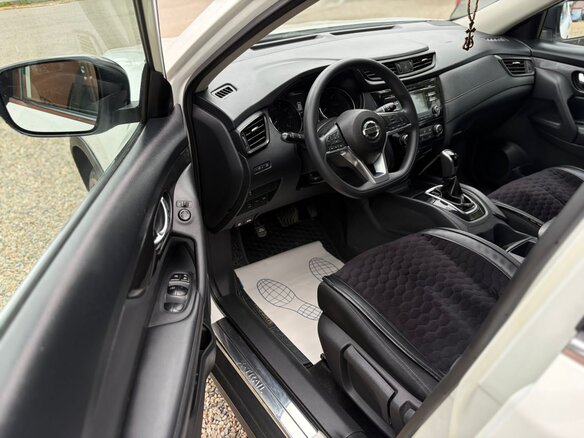2016 Nissan Rogue II Рестайлинг, белый, 1450000 рублей - вид 18