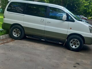 2004 Hyundai Starex I Рестайлинг 2, белый, 900000 рублей, вид 3