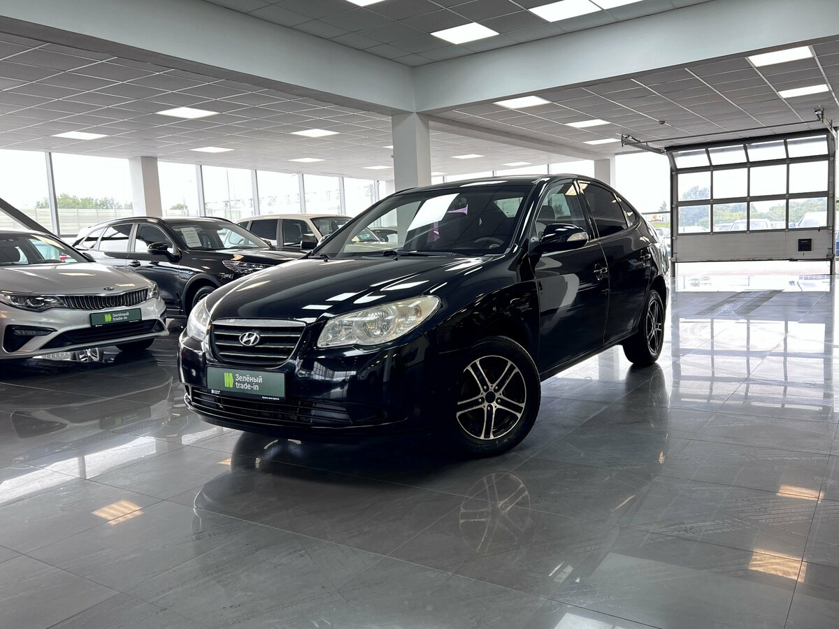 Открыть фотографии: Hyundai Elantra IV (HD)