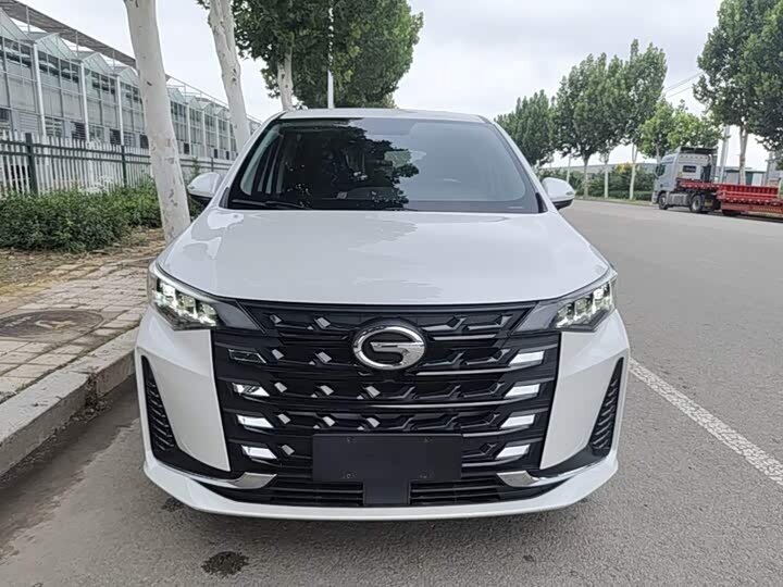 Открыть фотографии: GAC Trumpchi M6 Pro