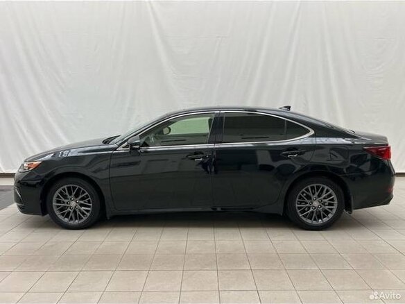 2017 Lexus ES 250 VI Рестайлинг, чёрный, 3000000 рублей - вид 6