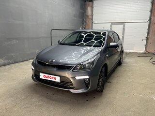 2019 Kia Rio IV, серый, 1300000 рублей, вид 4