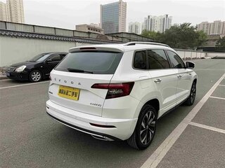 2022 Skoda Karoq DSG7 I, белый, 1570999 рублей, вид 4
