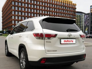 2014 Toyota Highlander III (XU50), белый, 3600000 рублей, вид 3