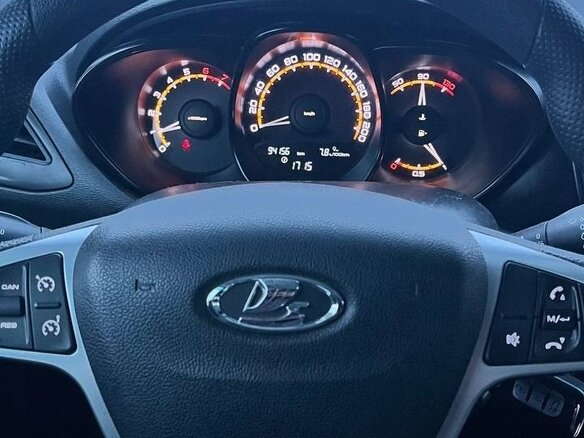 2019 Lada (ВАЗ) Vesta SW I, серебристый, 950000 рублей - вид 6