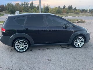 2008 SEAT Altea Freetrack I, чёрный, 700000 рублей, вид 3