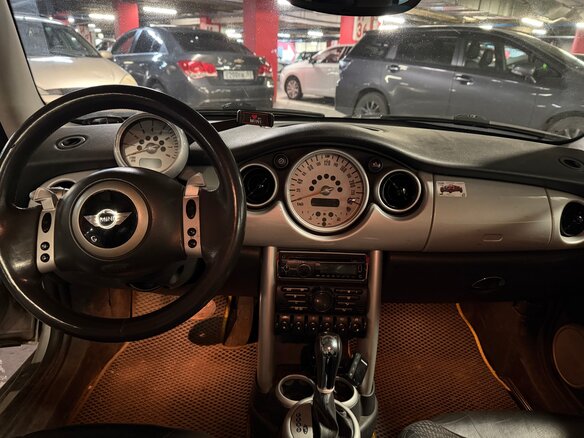2003 Mini Hatch Cooper I (R50), серебристый - вид 6
