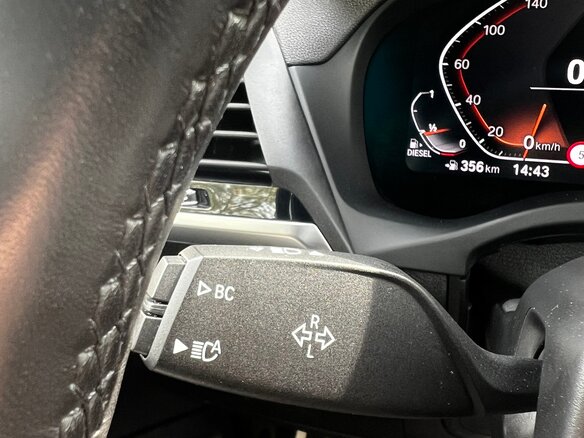 2021 BMW X3 20d xDrive III (G01), серый - вид 30