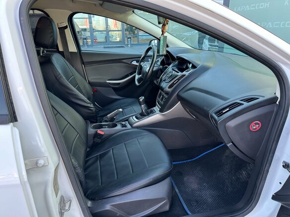 2015 Ford Focus III, белый, 689000 рублей - вид 6