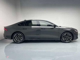 2024 Lincoln Z, зелёный, 3390000 рублей, вид 5