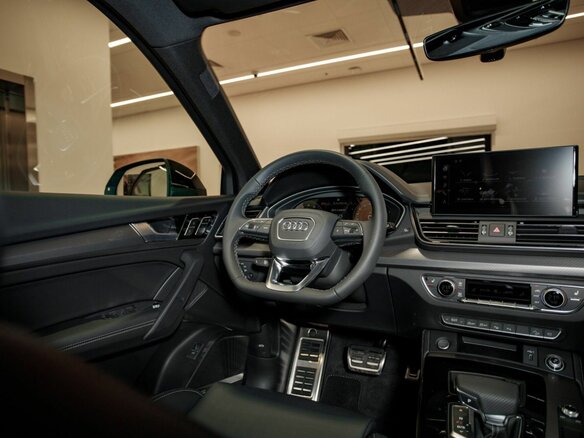 2025 Audi Q5 L 45 TFSI II (FY) Рестайлинг, чёрный, 6370700 рублей - вид 10