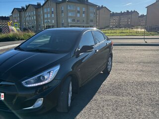 2013 Hyundai Solaris I, чёрный, 1299999 рублей, вид 2