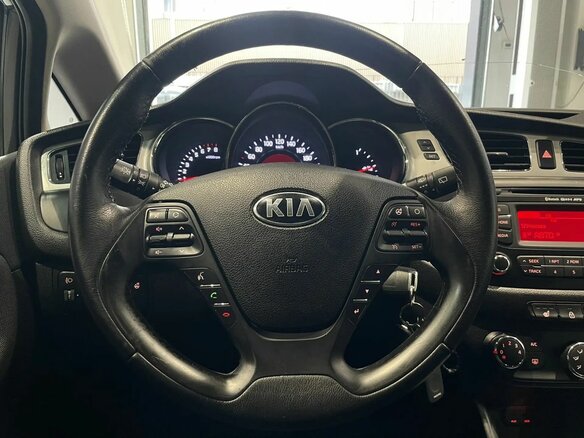2014 Kia Ceed II, серый, 570000 рублей - вид 13