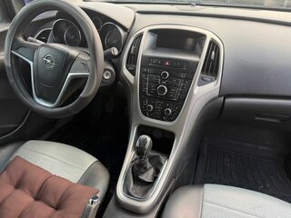 2011 Opel Astra J, чёрный, 400000 рублей, вид 3