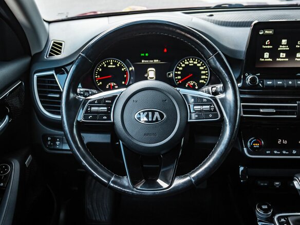 2020 Kia Seltos I, красный, 1770000 рублей - вид 16