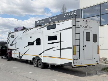 2023 Grand Design RV Solitude, белый, 9965000 рублей, вид 5