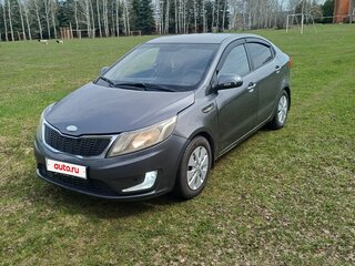 2013 Kia Rio 5-speed III, серый, 720000 рублей, вид 1