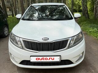 2014 Kia Rio 4-speed III, белый, 800000 рублей, вид 1