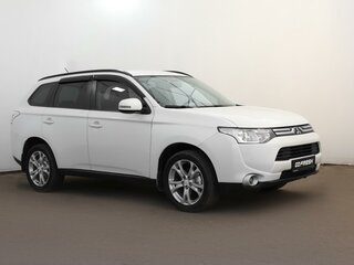 2012 Mitsubishi Outlander II Рестайлинг, белый, 1340000 рублей, вид 1