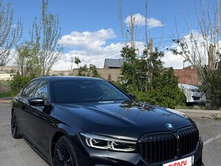 2020 BMW 7 серии 740i VI (G11/G12) Рестайлинг, чёрный, 4900000 рублей, вид 1