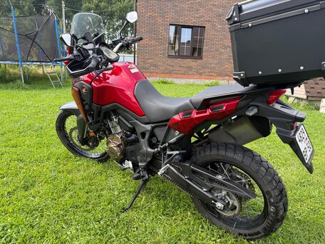 2017 Honda CRF 1000L Africa Twin, красный, 1250000 рублей, вид 2