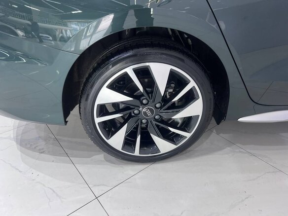 2023 Audi A3 35 TFSI Long IV (8Y), зелёный, 2200000 рублей - вид 17