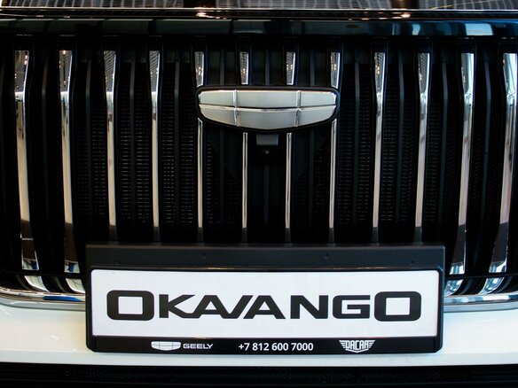 2026 Geely Okavango I Рестайлинг, белый - вид 2