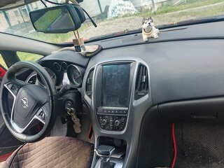 2014 Opel Astra GTC J Рестайлинг, красный, 550000 рублей, вид 5