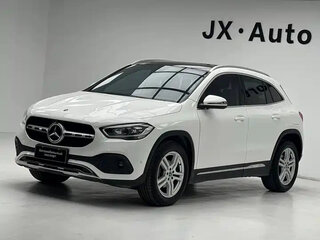 2022 Mercedes-Benz GLA 180 II (H247), белый, 1977000 рублей, вид 1