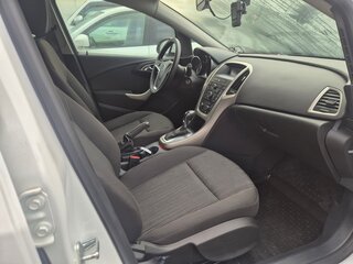 2012 Opel Astra J Рестайлинг, белый, 750000 рублей, вид 4