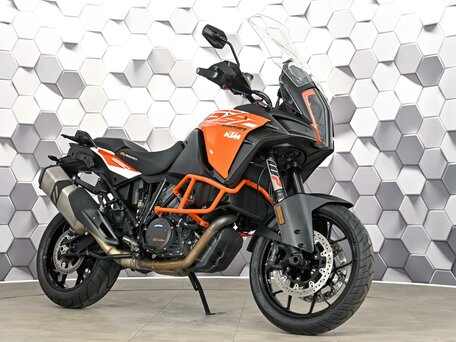2017 KTM 1290 Super Adventure S, белый, 1077000 рублей, вид 5