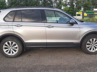 2020 Volkswagen Tiguan II, серый, 2390000 рублей, вид 5