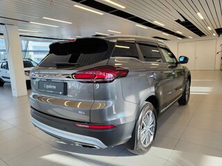 2024 Geely Atlas Pro, серый, 1919000 рублей, вид 2