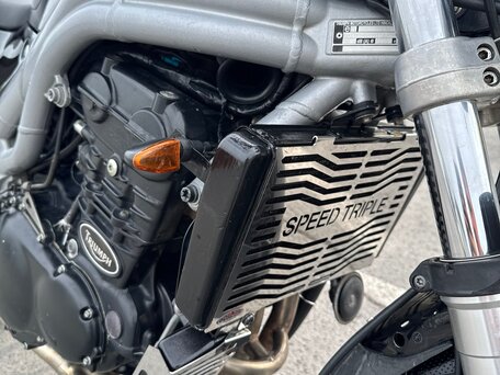 2001 Triumph T509 Speed Triple, чёрный, 350000 рублей, вид 5